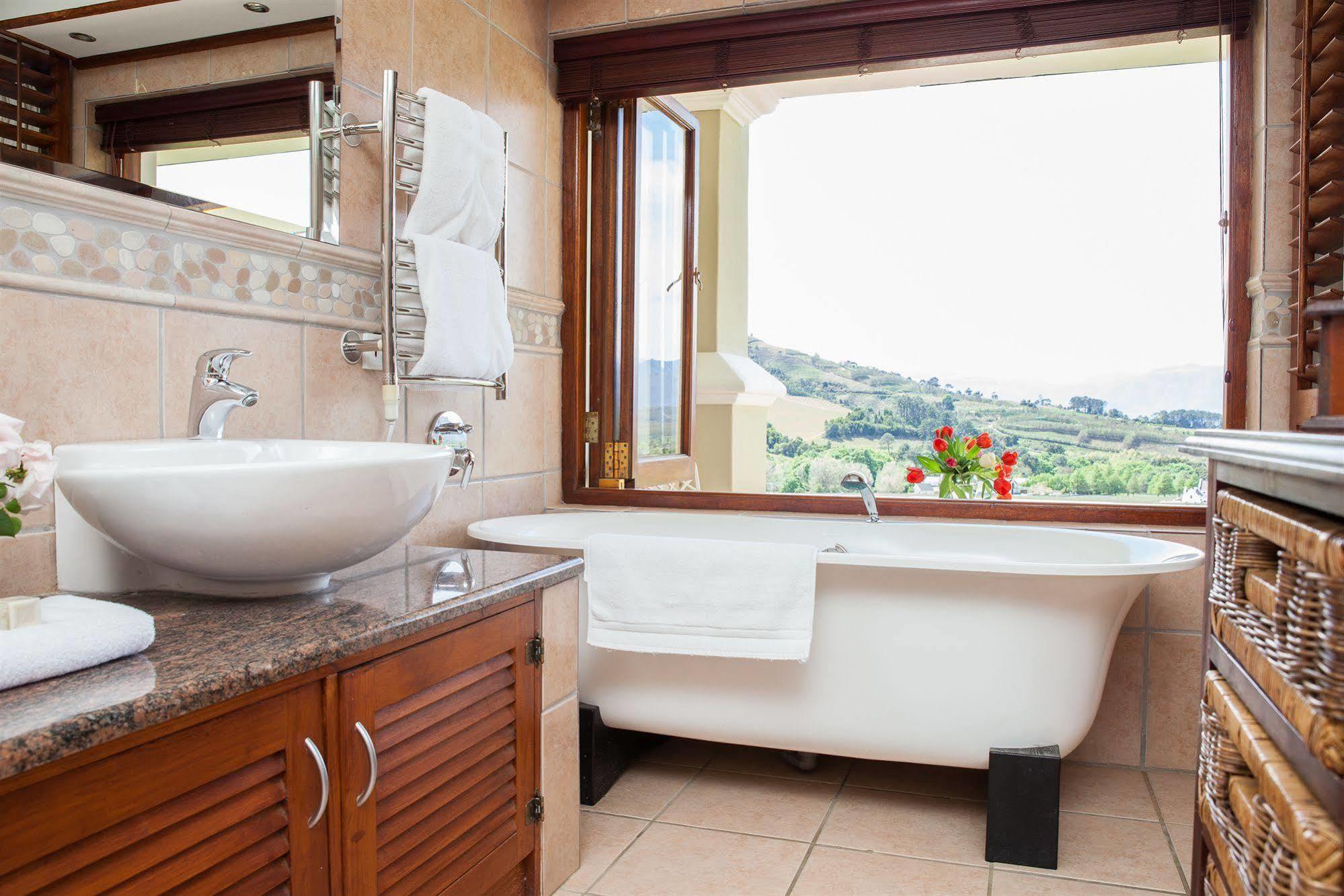 Banhoek Lodge Стеленбош Екстериор снимка